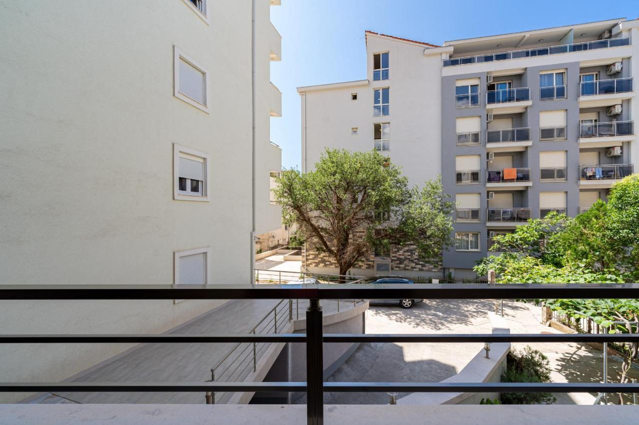 Studio Apartments Marea 2 Будва Экстерьер фото